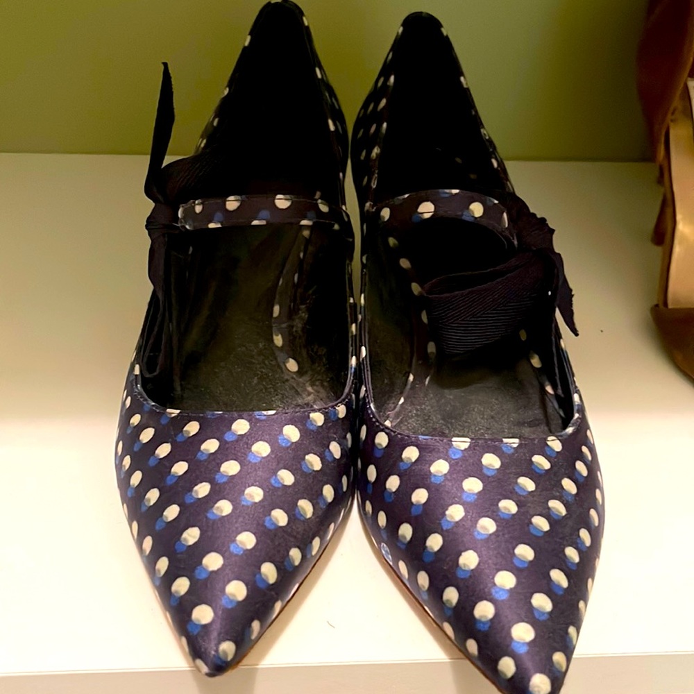 Such fun shoes !!